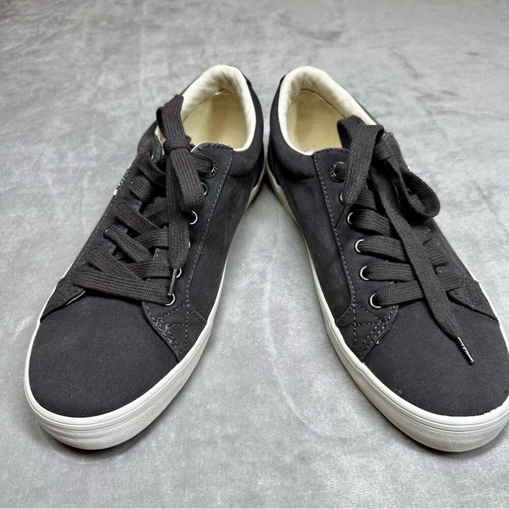 Taos Starsky Canvas Sneakers M8/W9.5 No insole